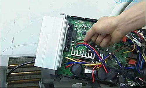 新市美的空调电话是多少